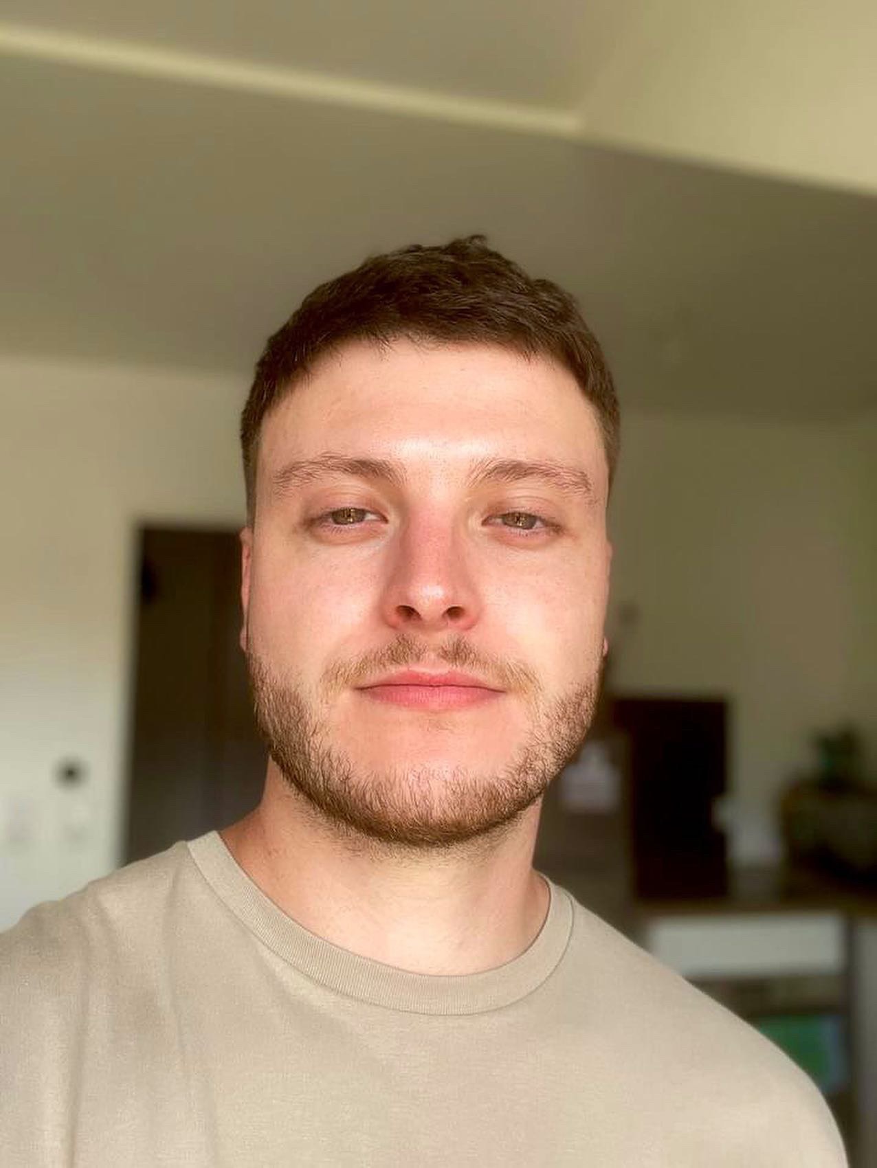 Profil de Onofrio, 31 ans, Club gay à Champagne