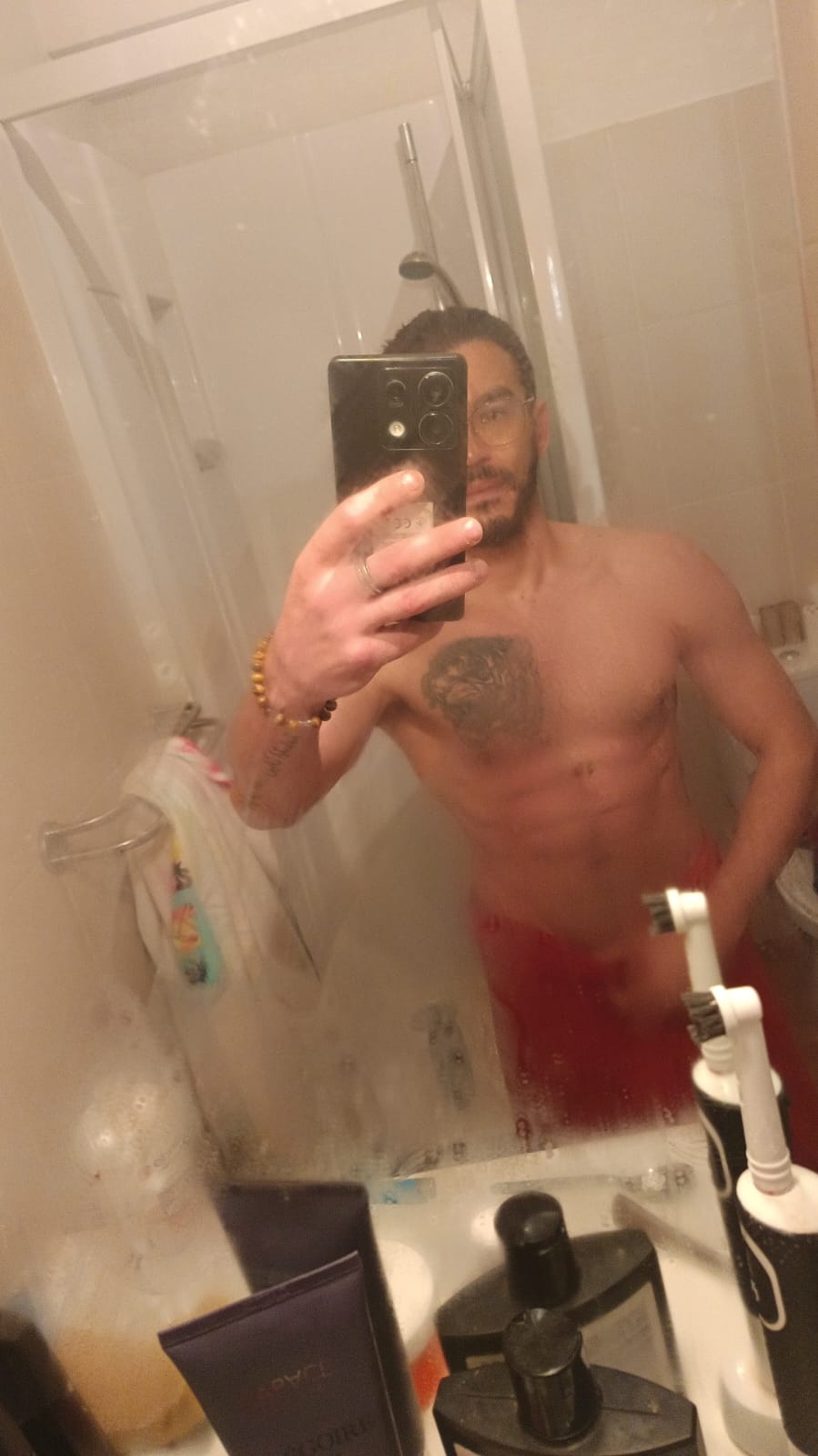 Profil de Imed, 35 ans, Club gay à Bursins