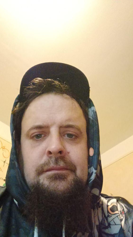Profil de Mucahid, 37 ans, Club gay à Guggisberg