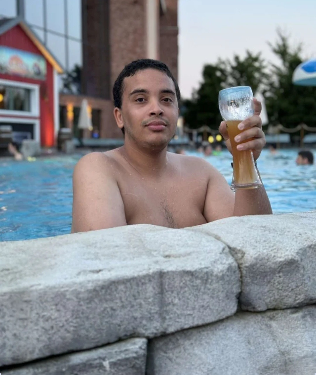 Profil de Nirina, 23 ans, Club gay à Rhäzüns