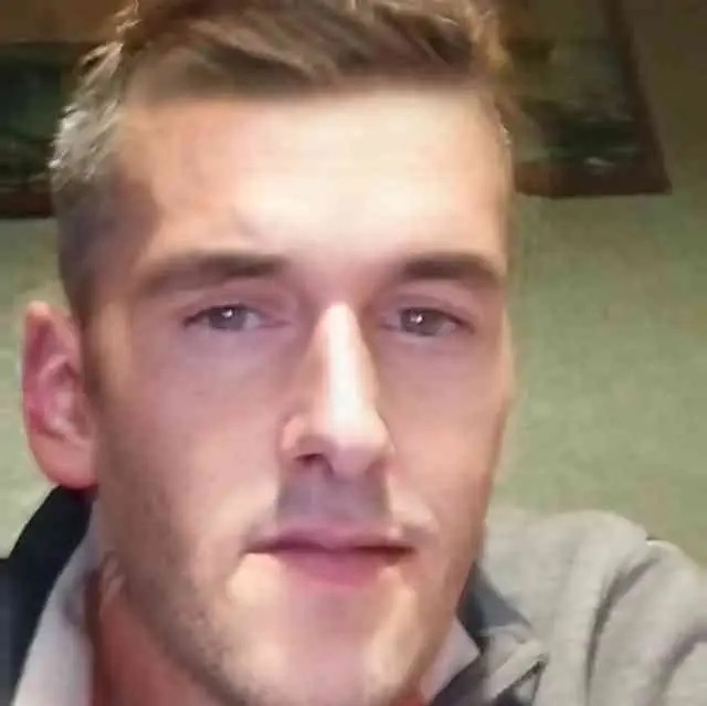 Profil de Justinien, 32 ans, Club gay à Bargen BE