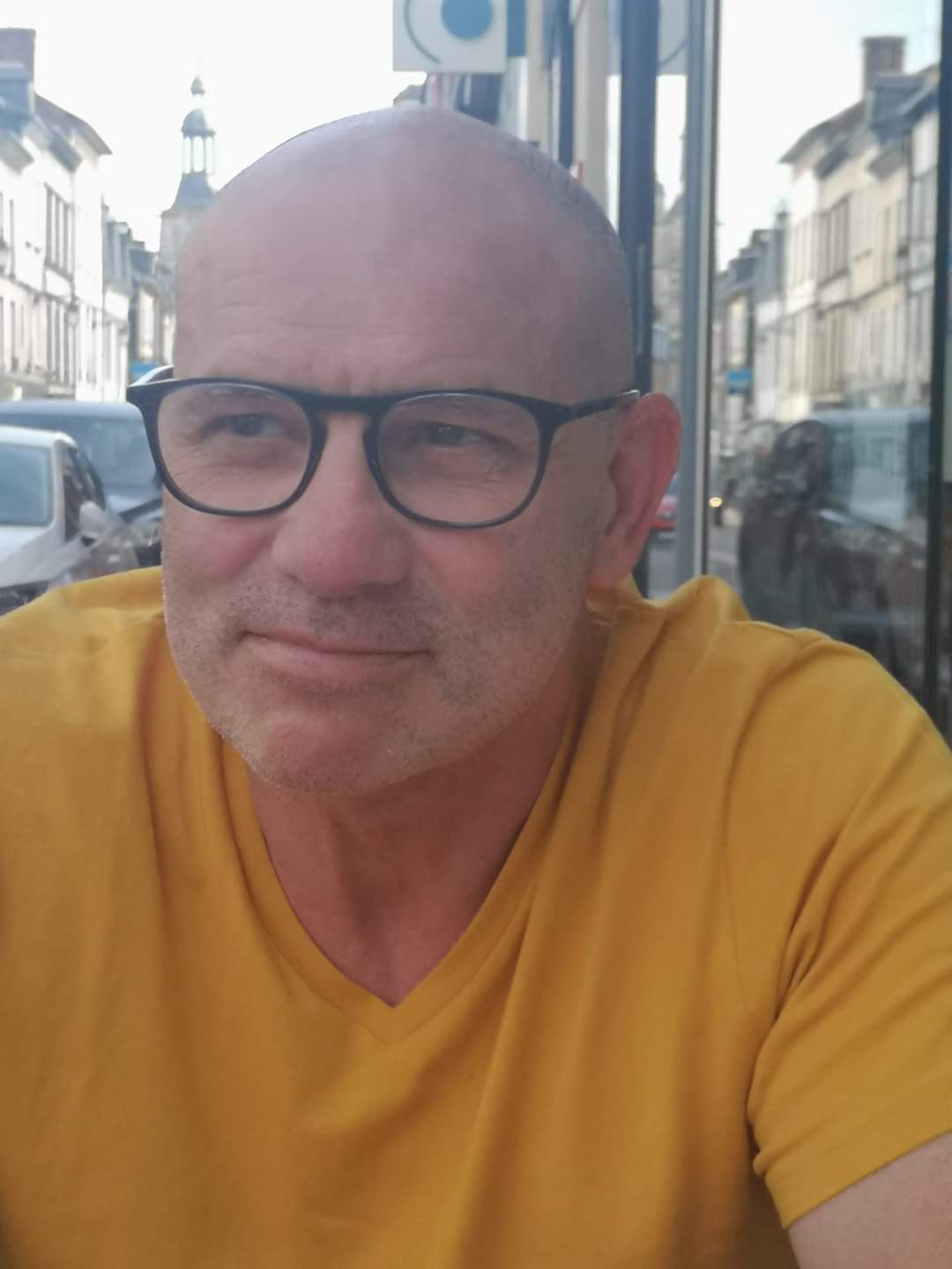Profil de Mordekhai, 54 ans, Club gay à La Lécherette