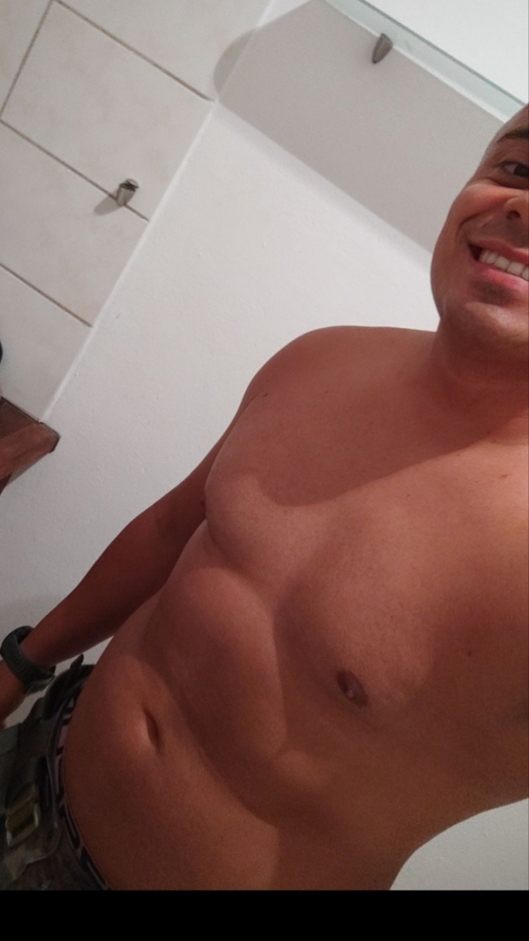 Profil de Fahde, 31 ans, Club gay à Thalkirch