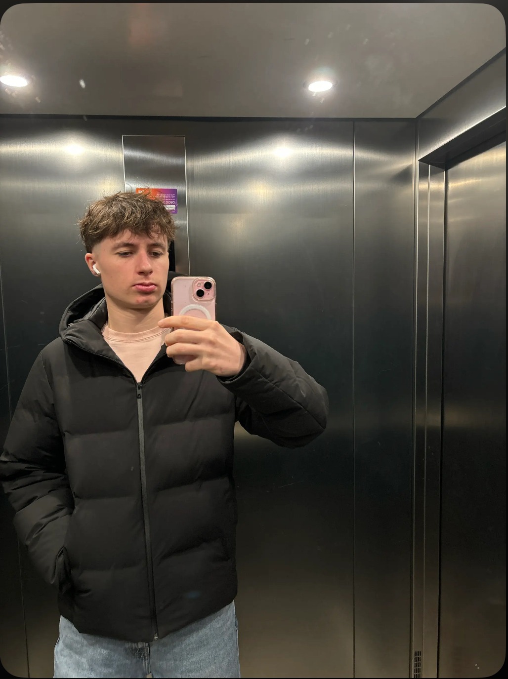 Profil de Azad, 19 ans, Club gay à Inkwil