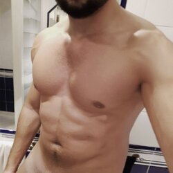 Profil de Fahardine, 30 ans, Club gay à Vulpera