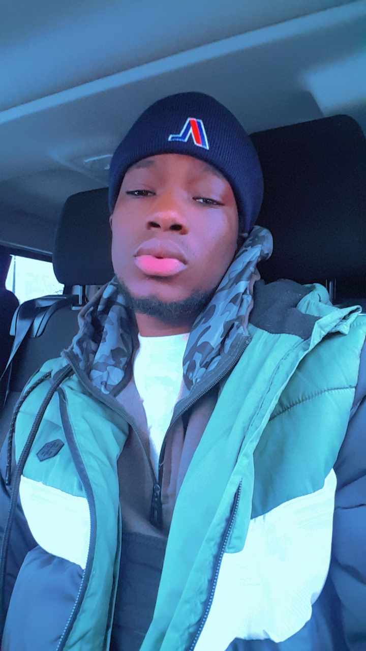 Profil de Sowan, 25 ans, Club gay à Donneloye