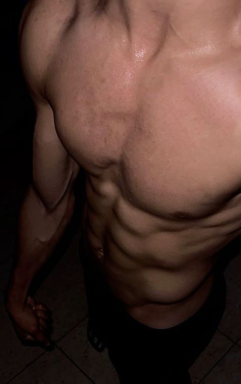 Profil de Youcef, 18 ans, Club gay à Graben