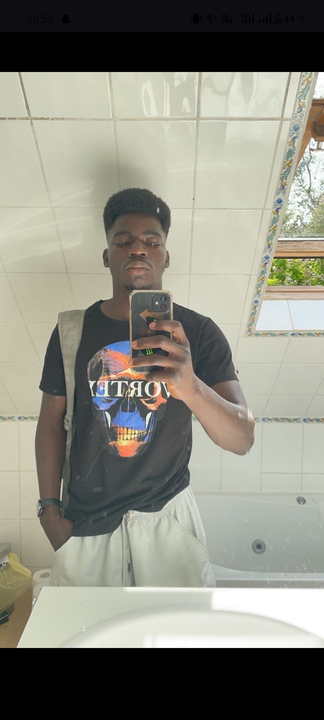 Profil de Belisaire, 25 ans, Club gay à Russo