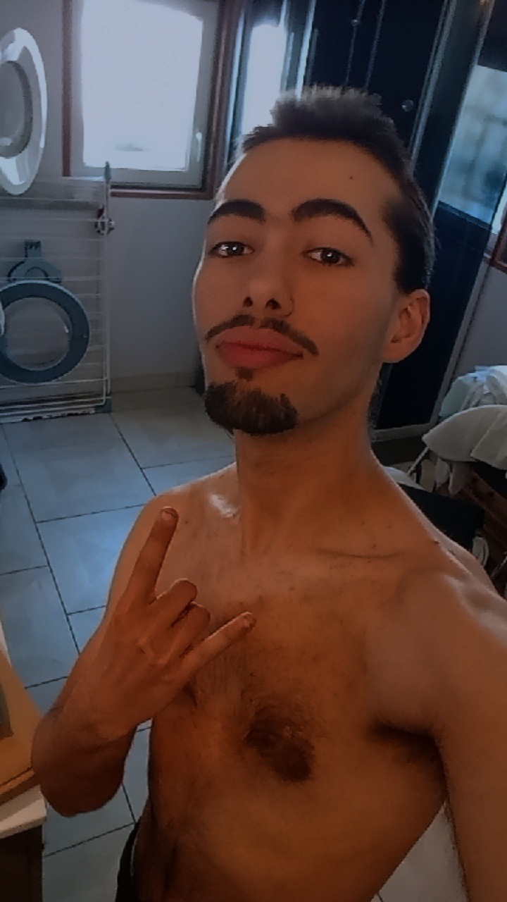 Profil de Loriano, 22 ans, Club gay à Netstal