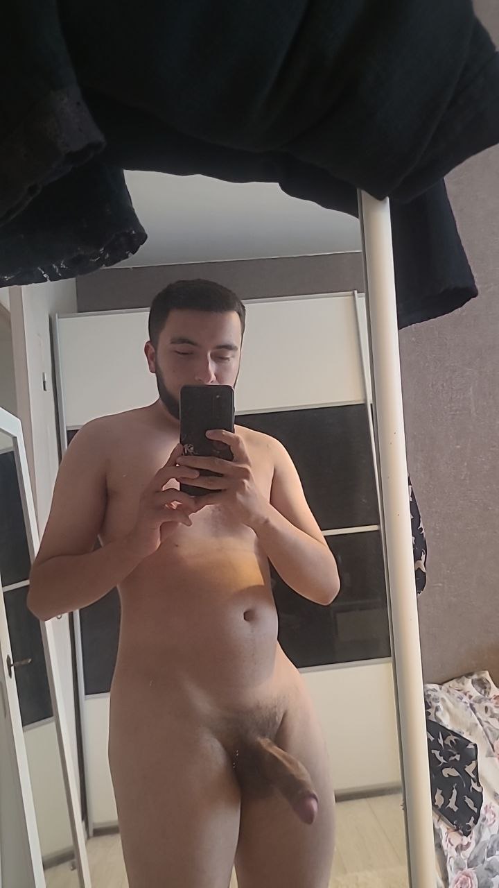 Profil de Saim, 21 ans, Club gay à Nuglar