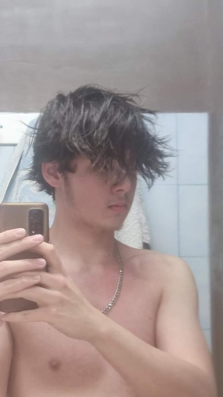 Profil de Junayd, 19 ans, Club gay à Widnau