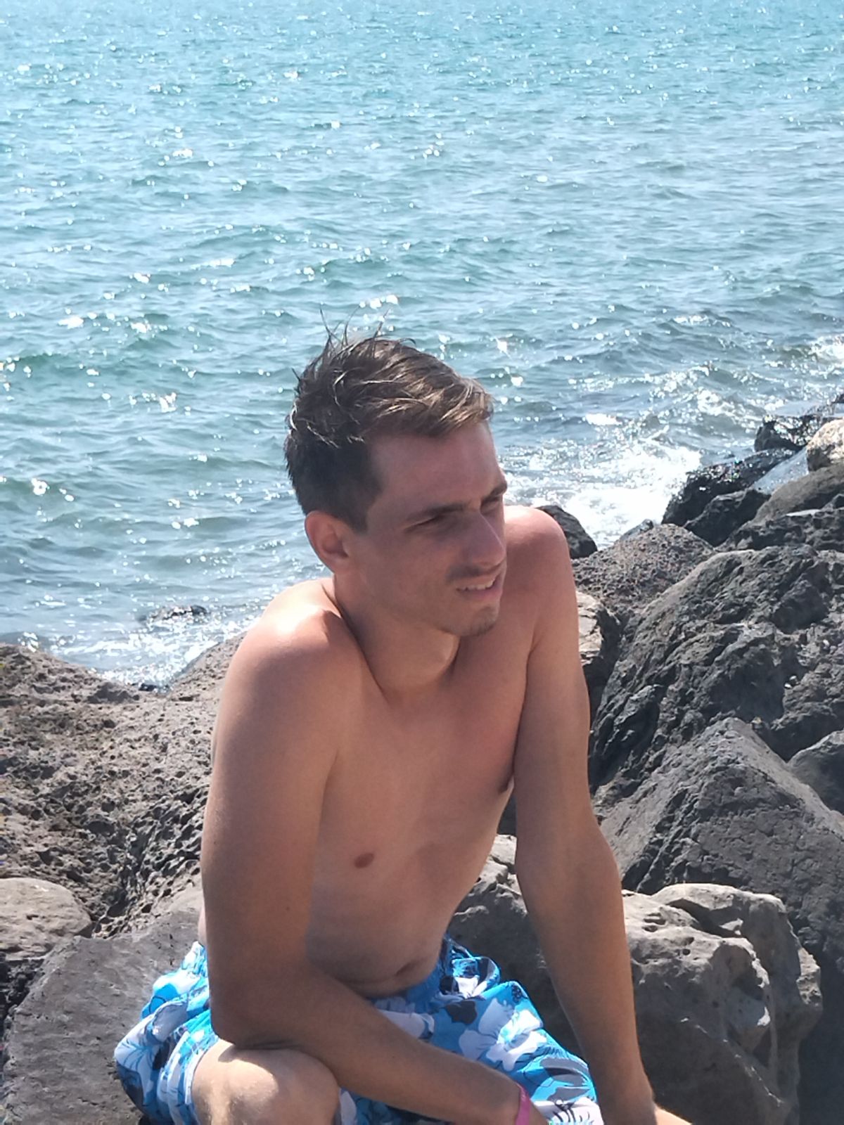 Profil de Nordahl, 21 ans, Club gay à Eriz