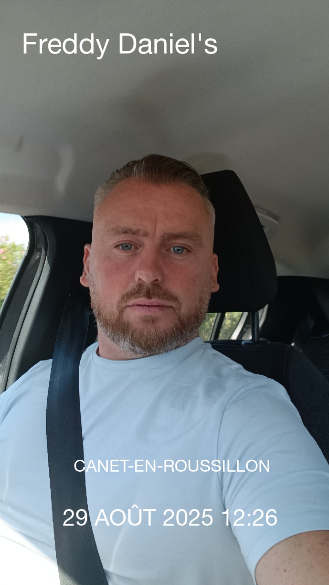 Profil de Osman, 36 ans, Club gay à Monible