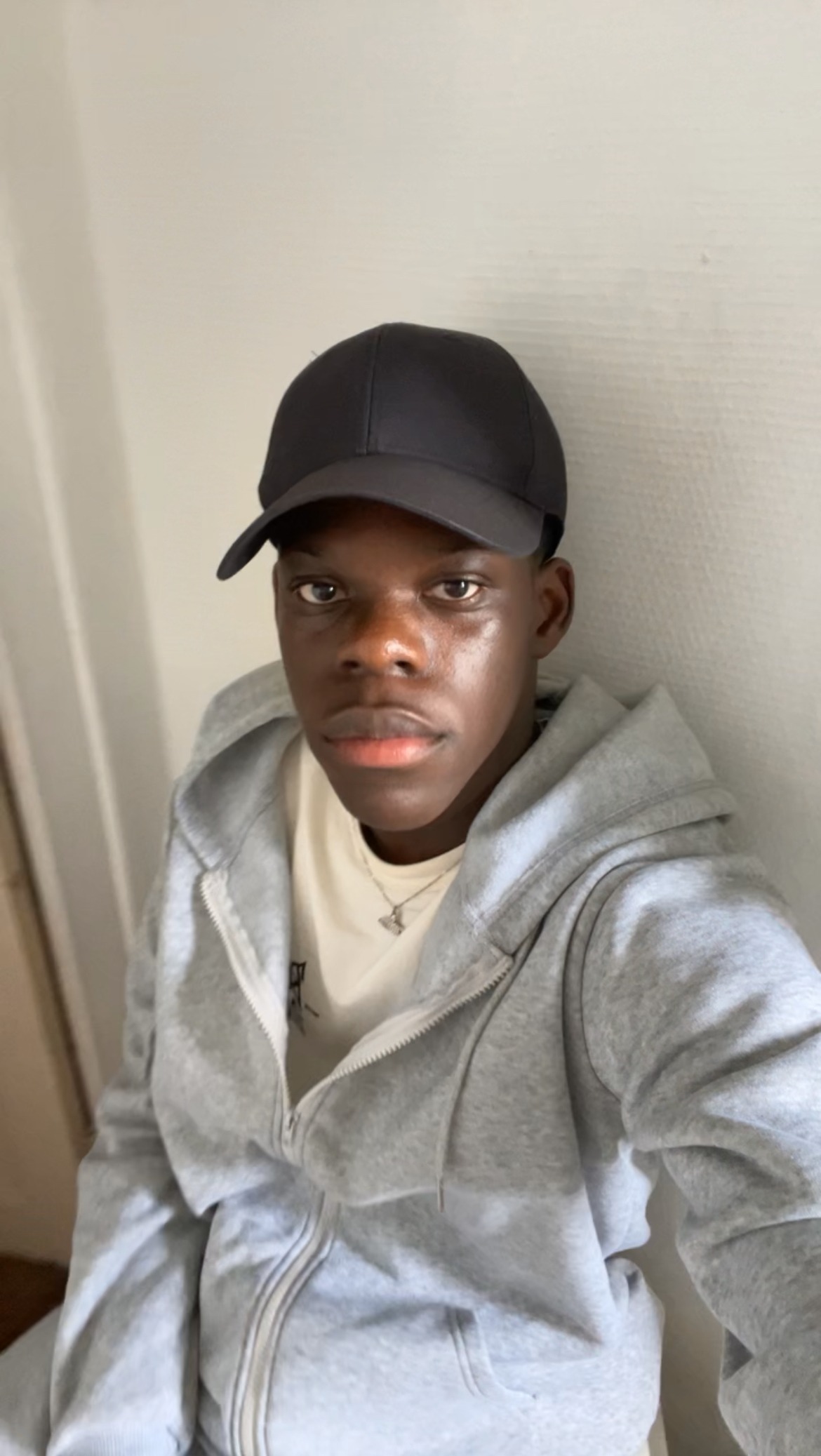 Profil de Misael, 19 ans, Club gay à Morcles