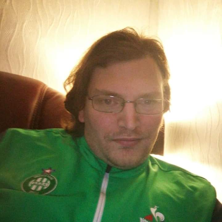 Profil de Valentino, 41 ans, Club gay à Port