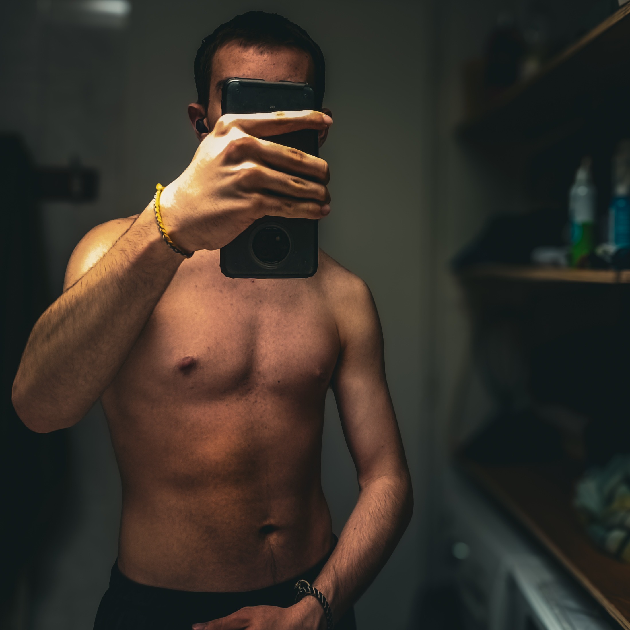 Profil de Malike, 20 ans, Club gay à Port