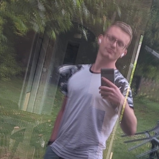 Profil de Jaoid, 26 ans, Club gay à Sarreyer