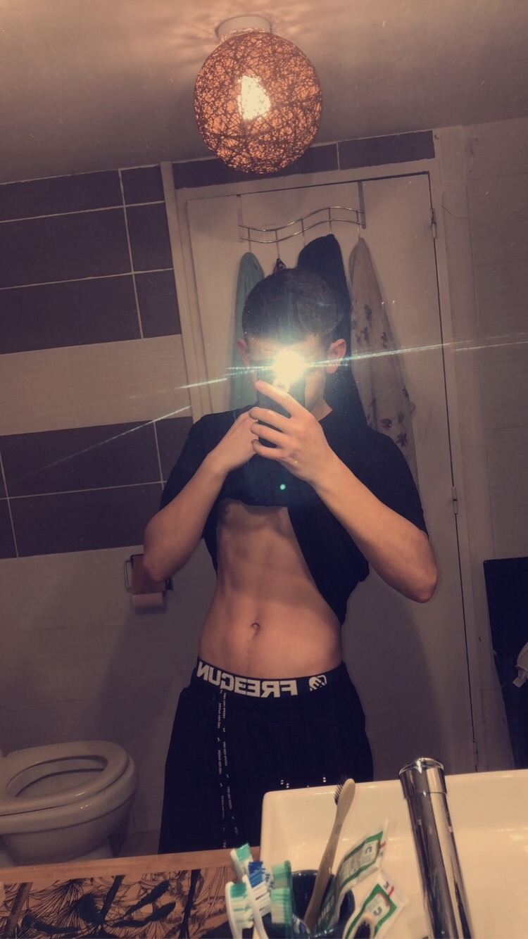 Profil de Diawoye, 18 ans, Club gay à Ebmatingen