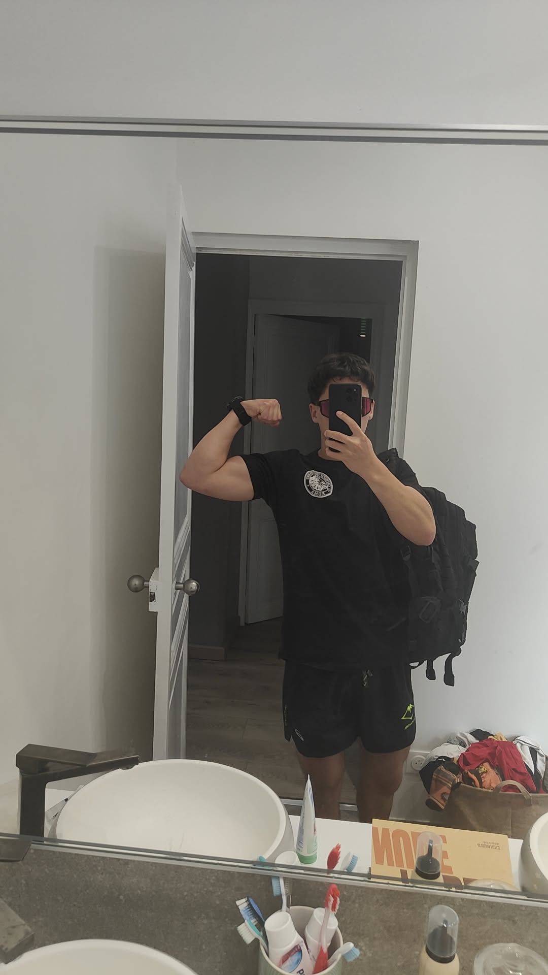 Profil de Enys, 18 ans, Club gay à Champagne