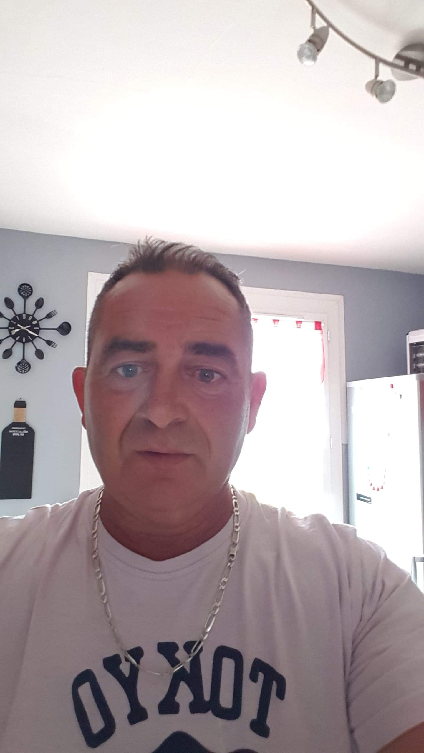 Profil de Madani, 52 ans, Club gay à Sörenberg
