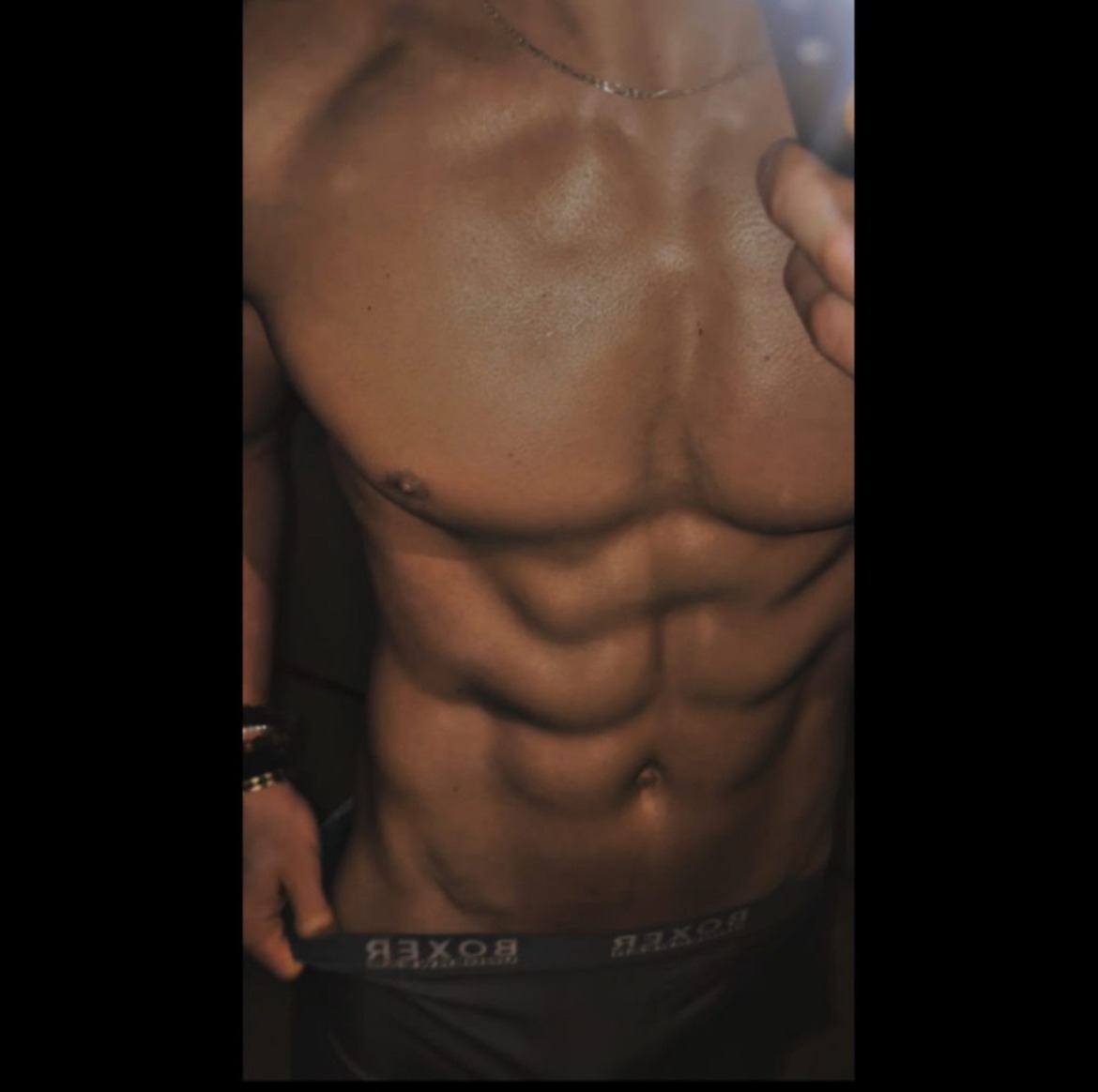 Profil de Josh, 22 ans, Club gay à Preda