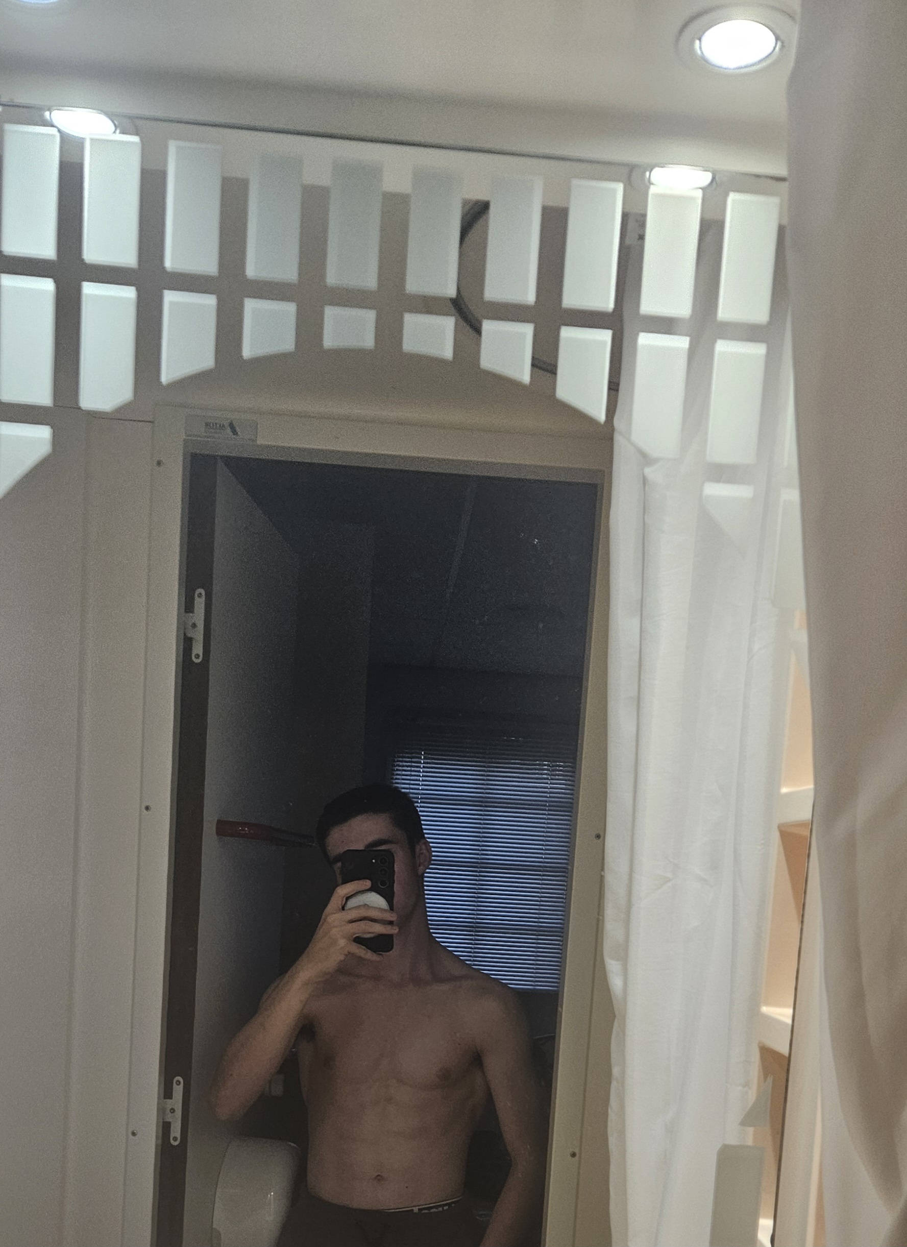 Profil de Luck, 21 ans, Club gay à Grindel