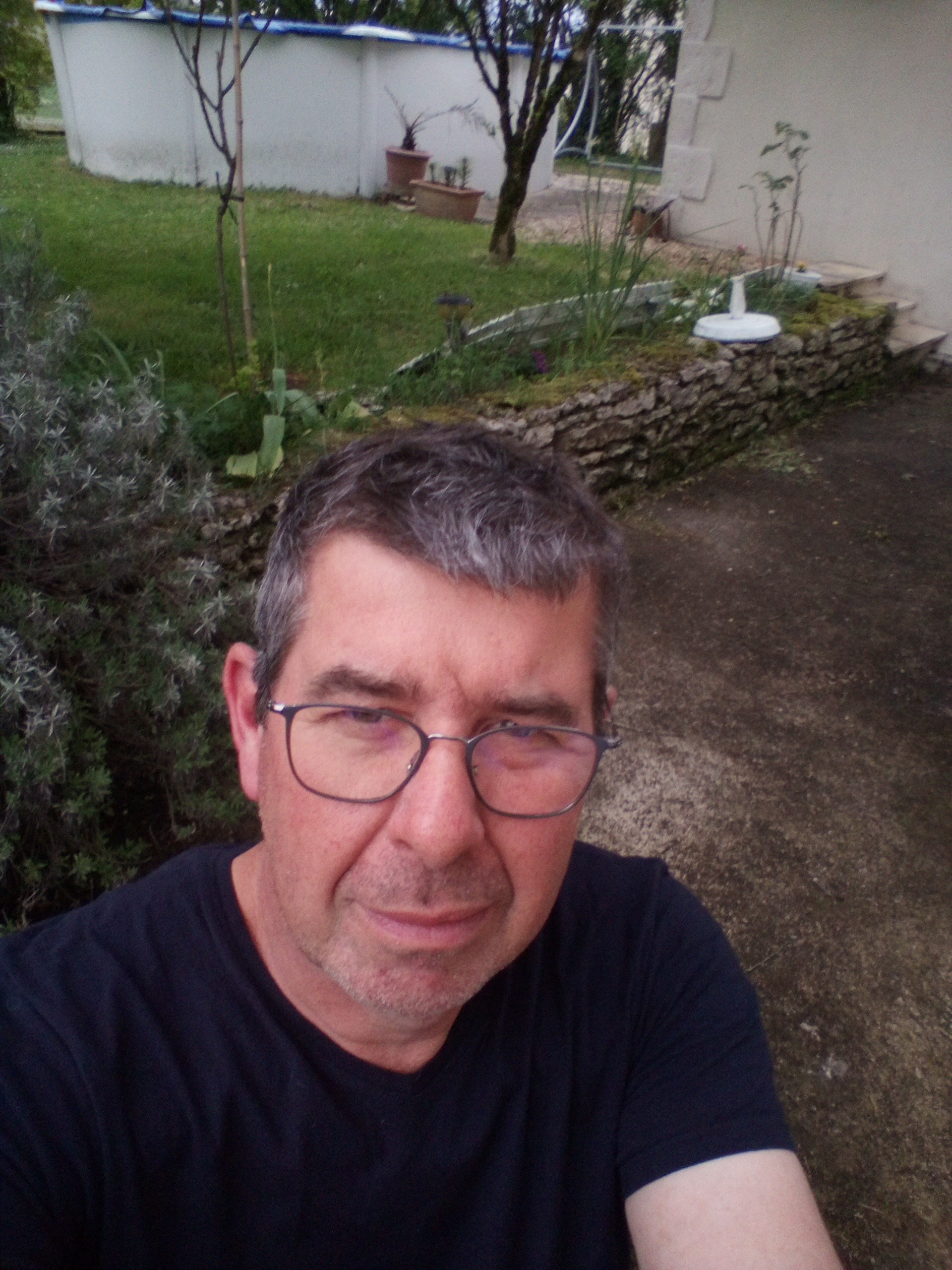 Profil de Thiven, 54 ans, Club gay à Herbetswil