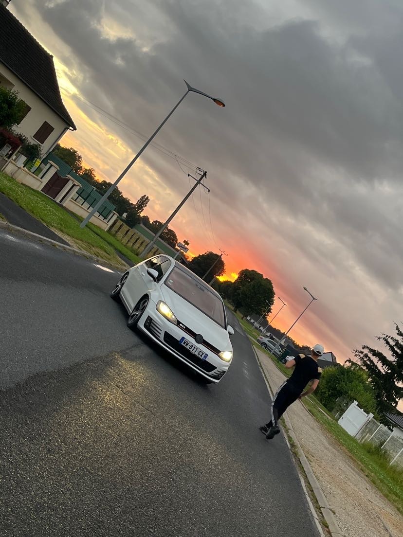 Profil de Giovany, 25 ans, Club gay à Cortébert