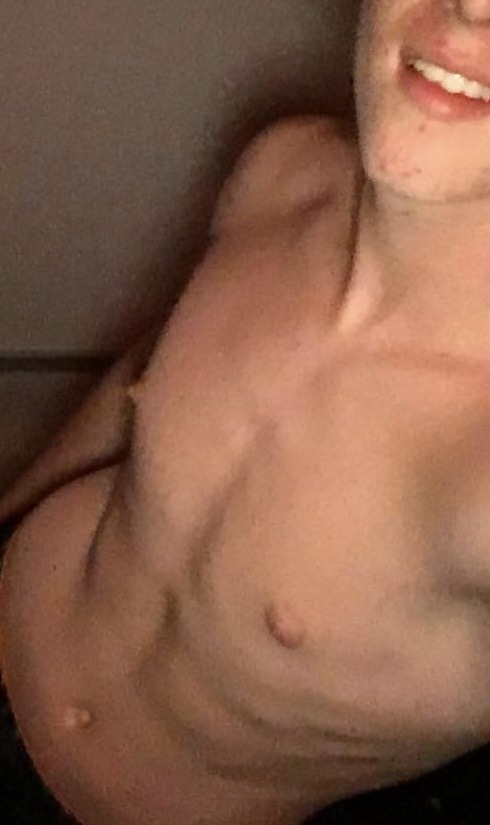 Profil de Julien, 24 ans, Club gay à Vaugondry