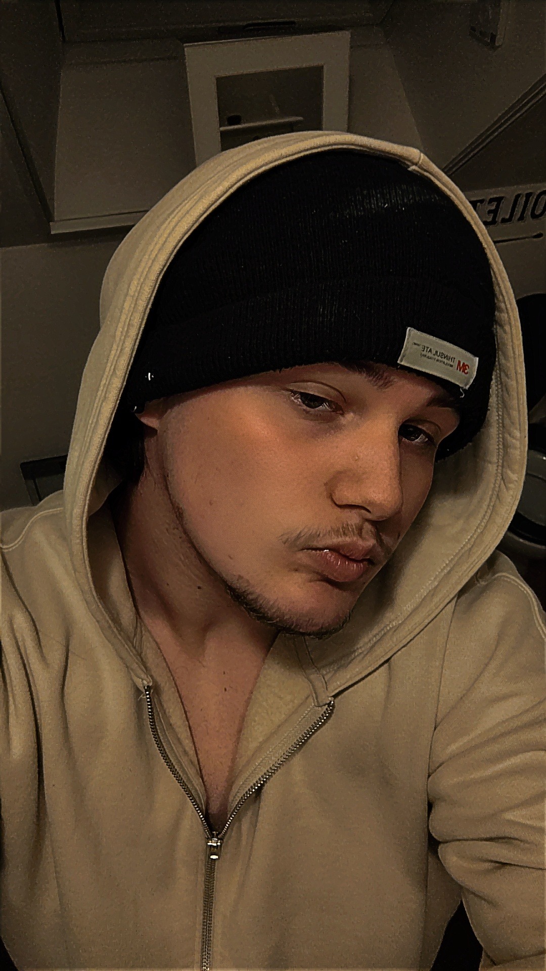 Profil de Achrafe, 20 ans, Club gay à Cerniaz VD