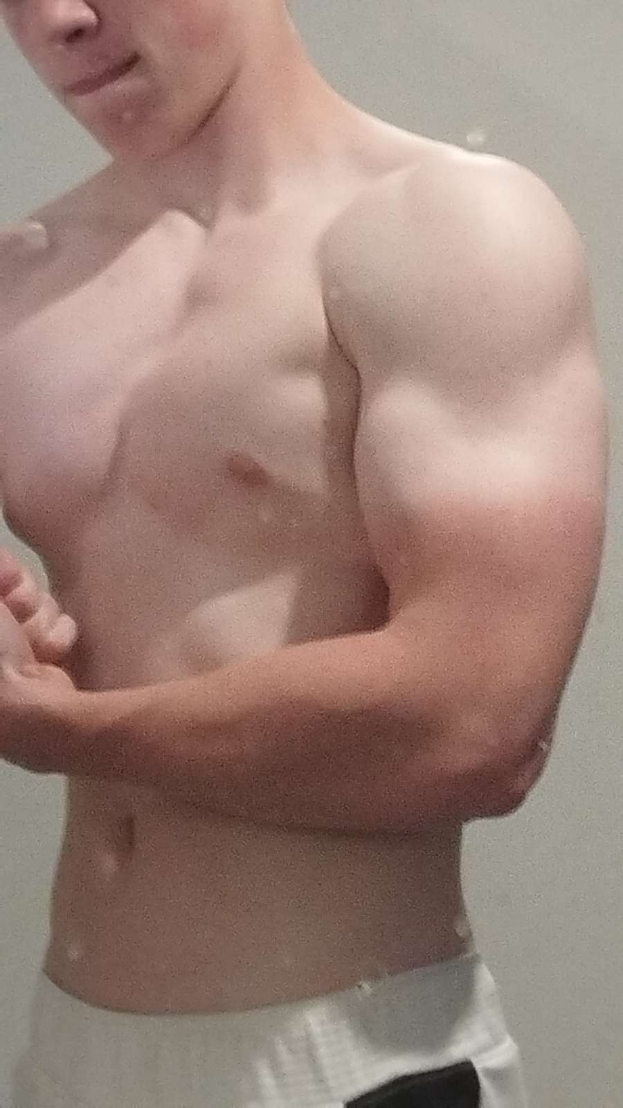 Profil de Bautista, 21 ans, Club gay à Vals