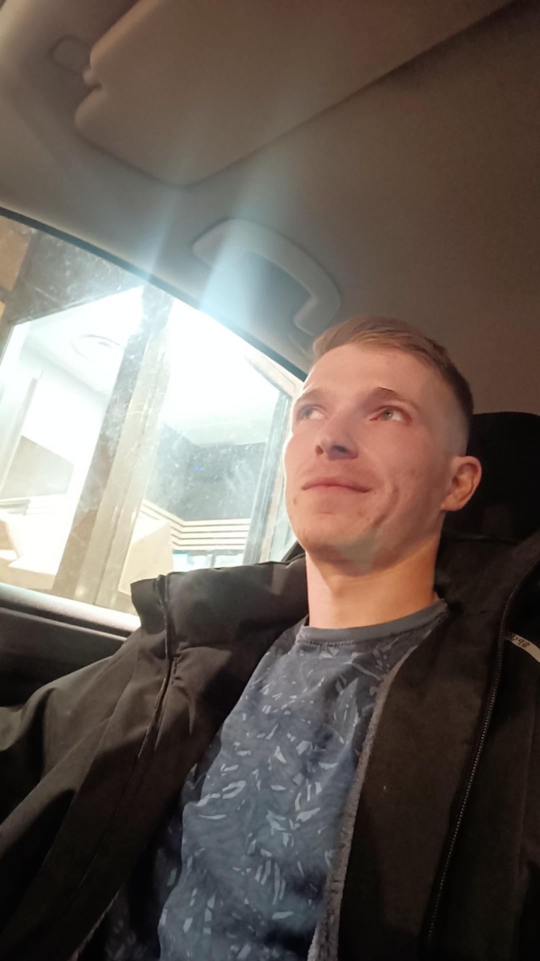 Profil de Naël, 30 ans, Club gay à Rhäzüns