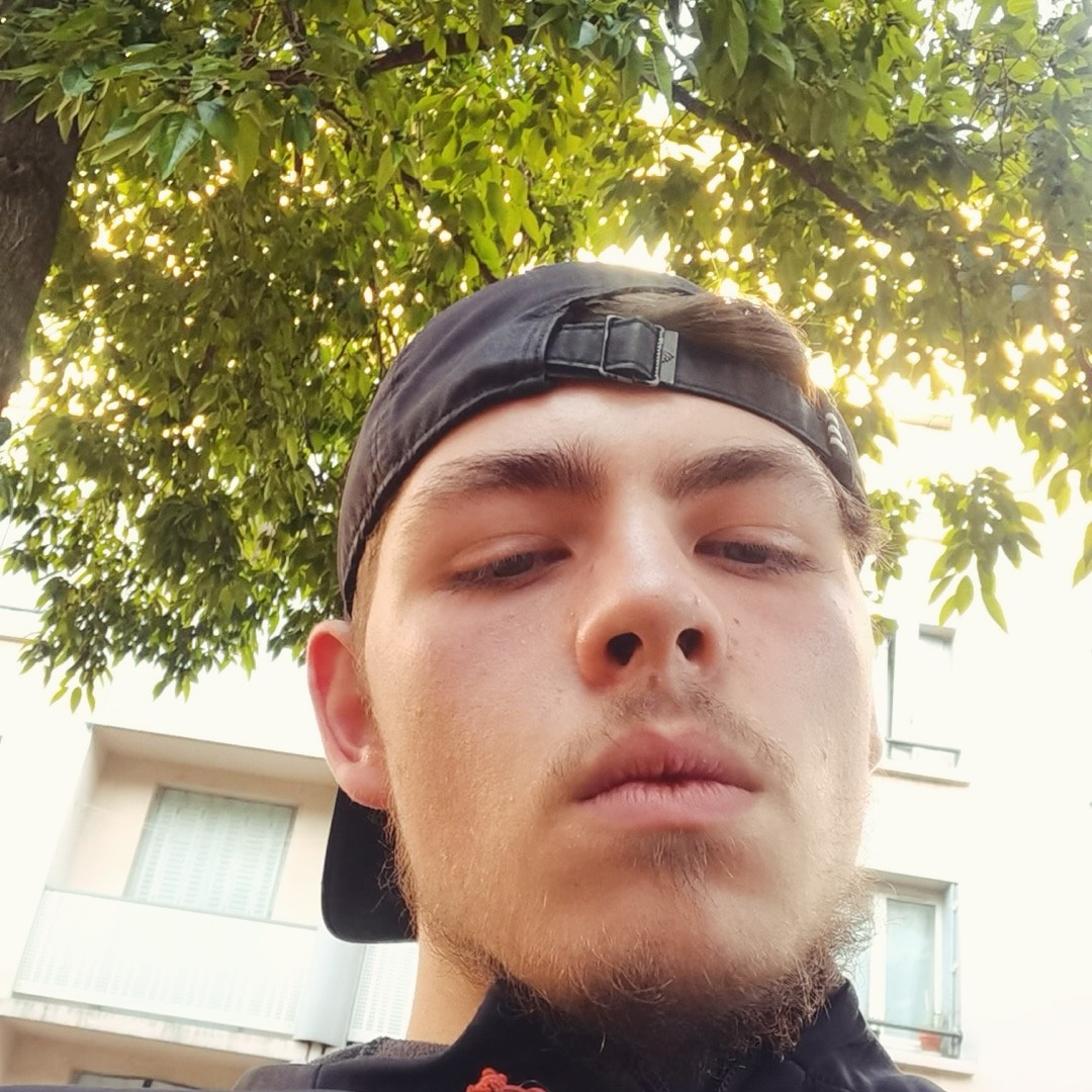 Profil de Pepino, 20 ans, Club gay à Worben