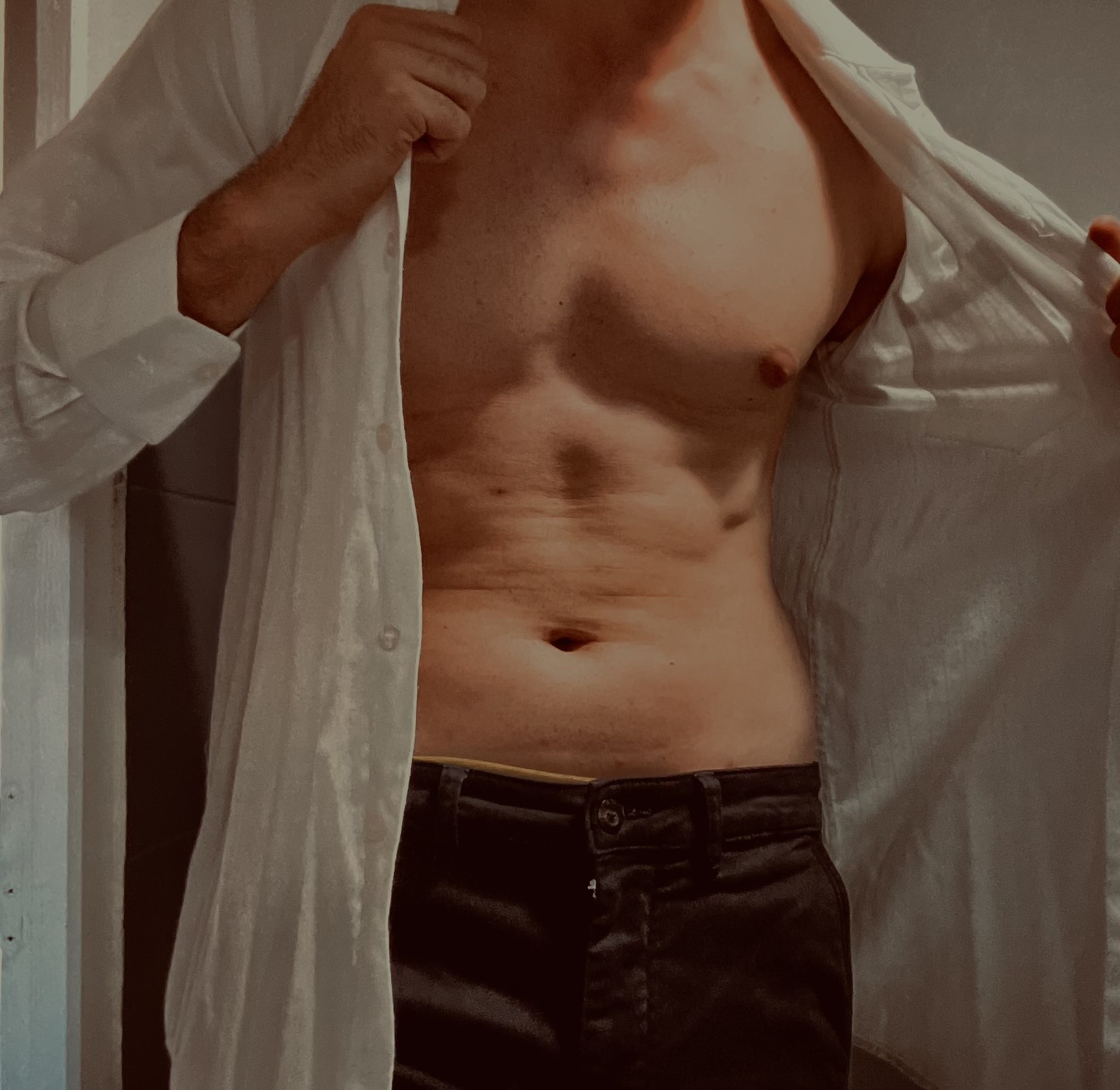 Profil de Mihai, 31 ans, Club gay à Pignia