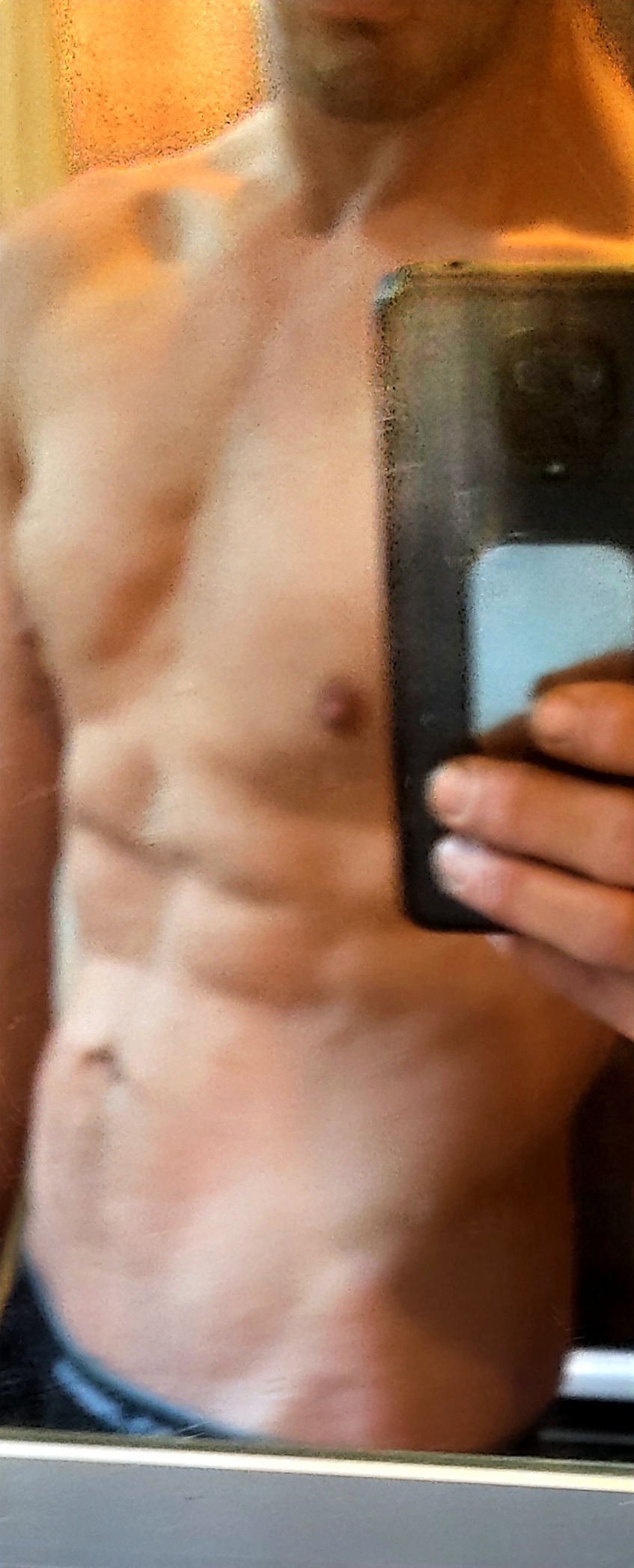Profil de Lyece, 40 ans, Club gay à Monible
